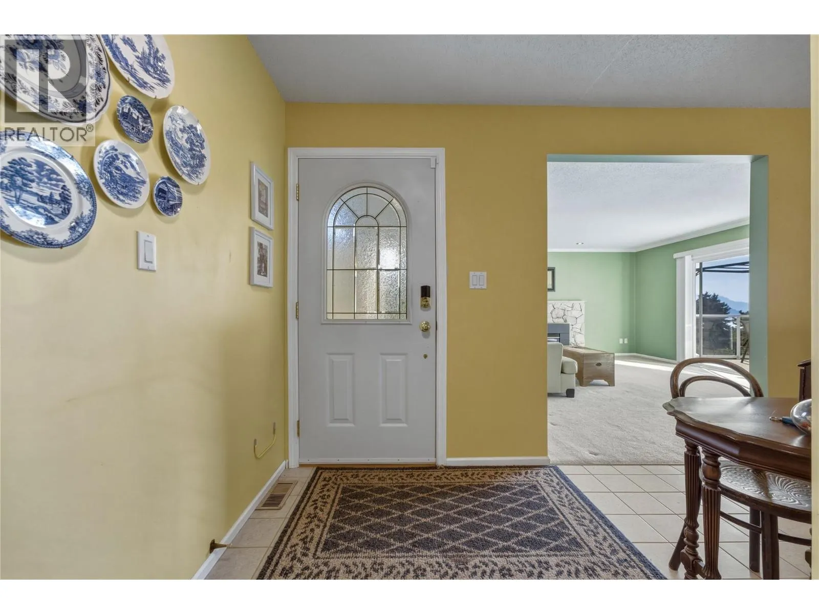 9102 Cherry Lane