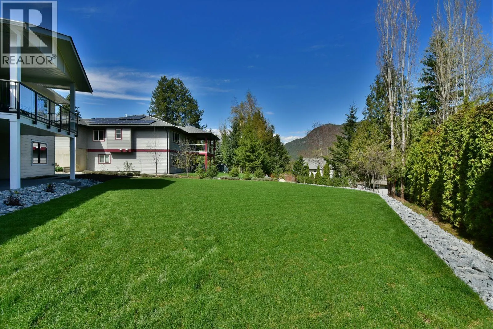 2799 Mountview Drive