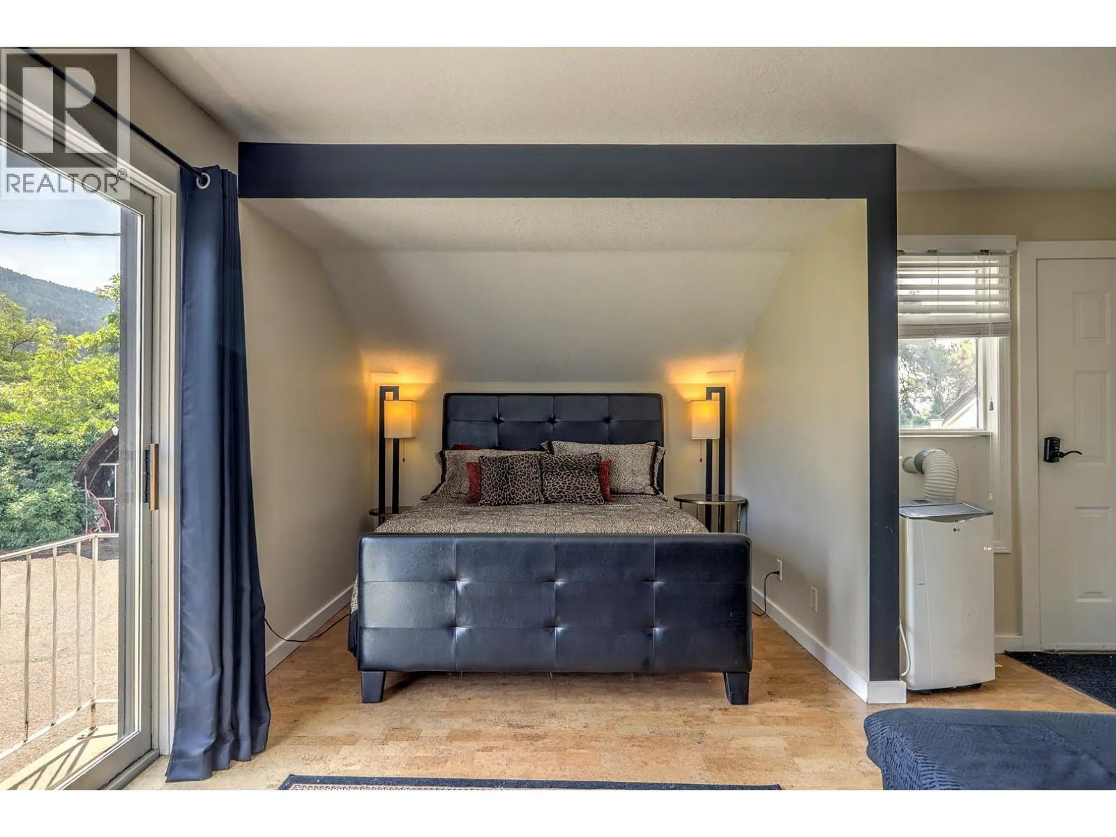 5440-5482 Silver Star Road