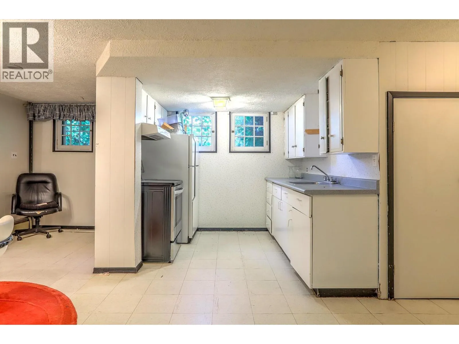 5440-5482 Silver Star Road