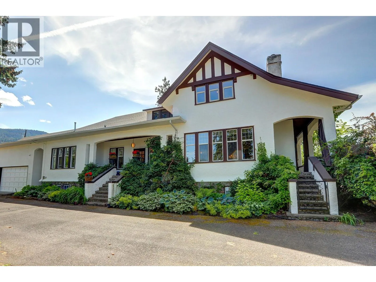 5440-5482 Silver Star Road