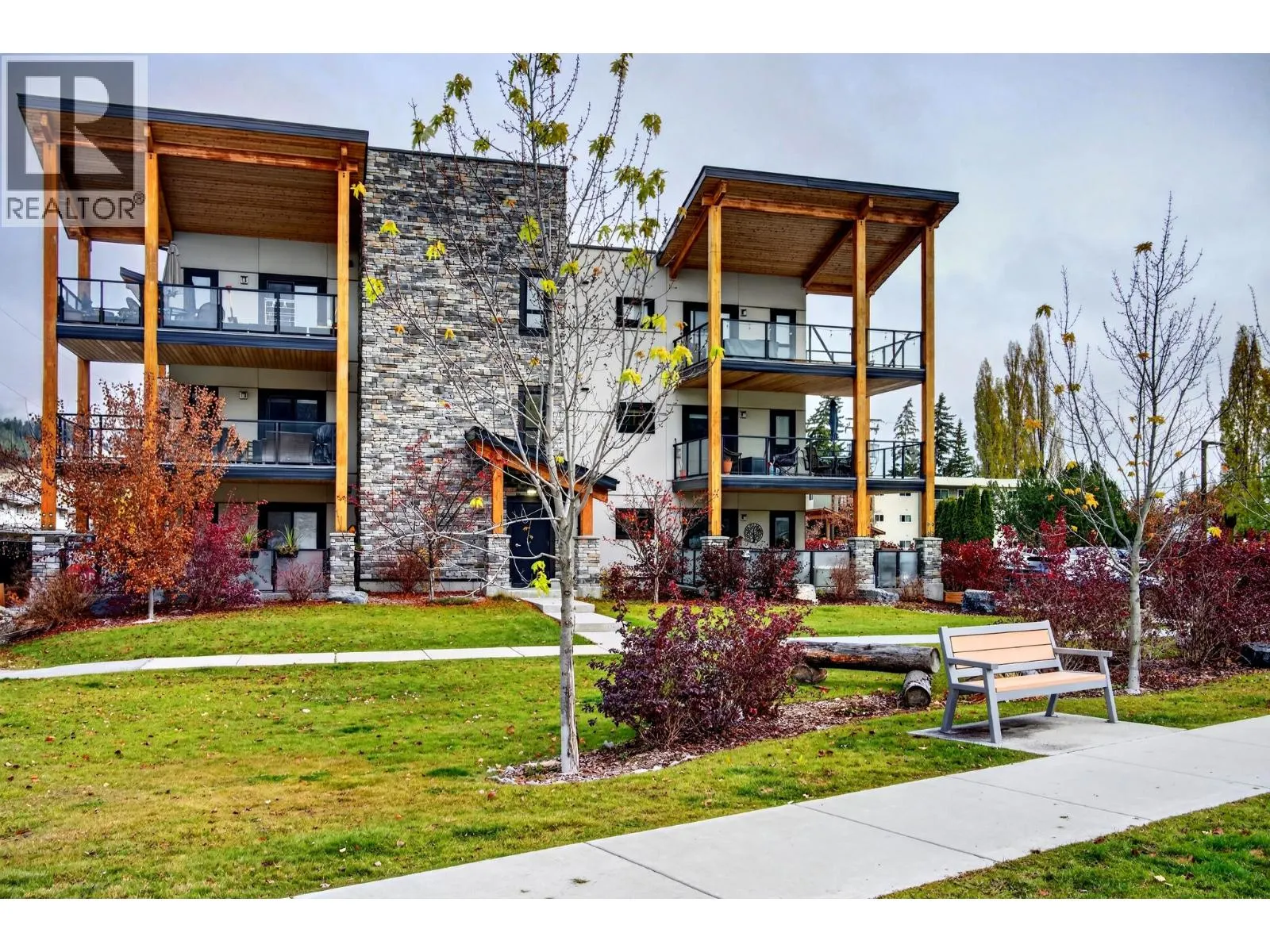 410 5th Avenue S Unit# 2206