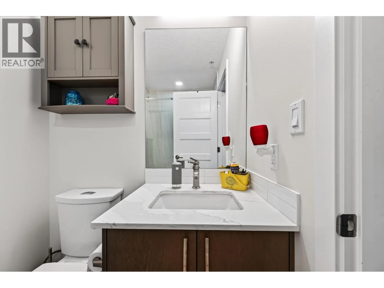 410 5th Avenue S Unit# 2206
