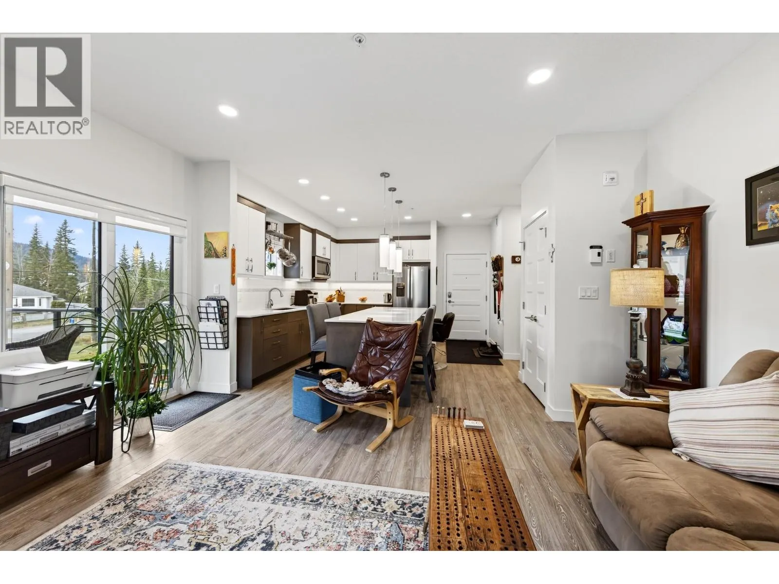 410 5th Avenue S Unit# 2206
