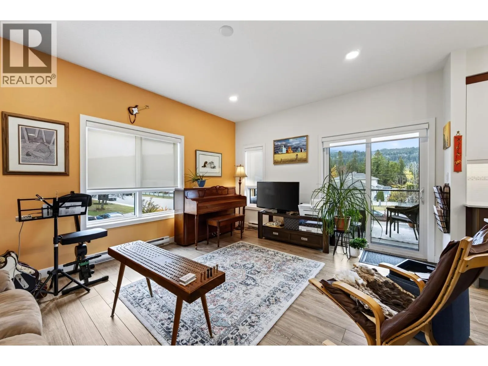410 5th Avenue S Unit# 2206
