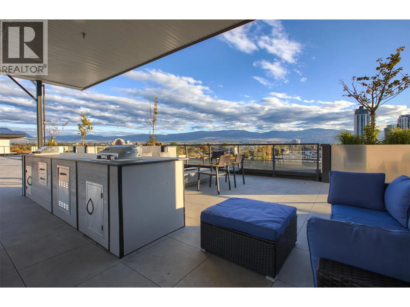 604 Cawston Avenue Unit# 415