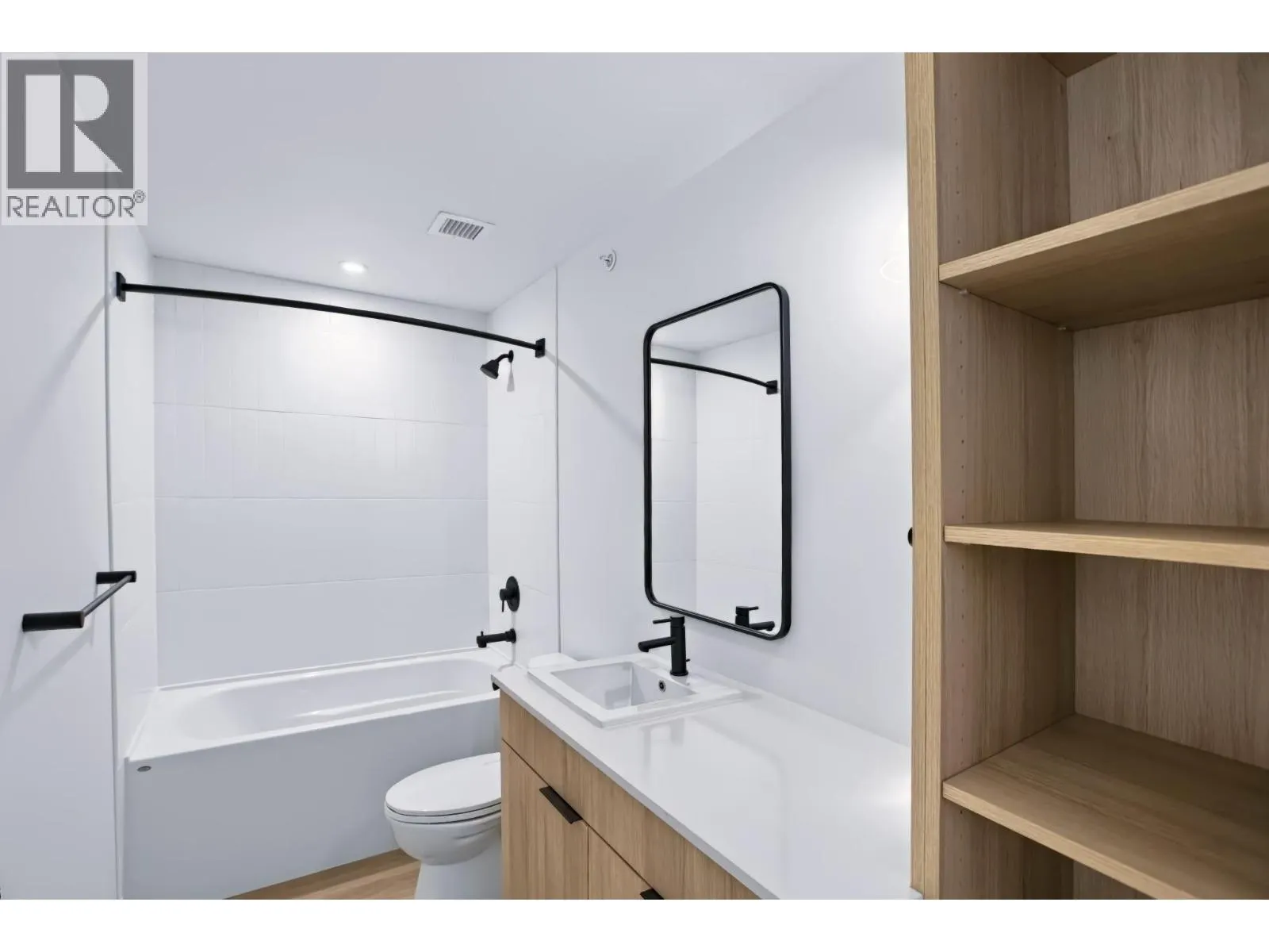 604 Cawston Avenue Unit# 415
