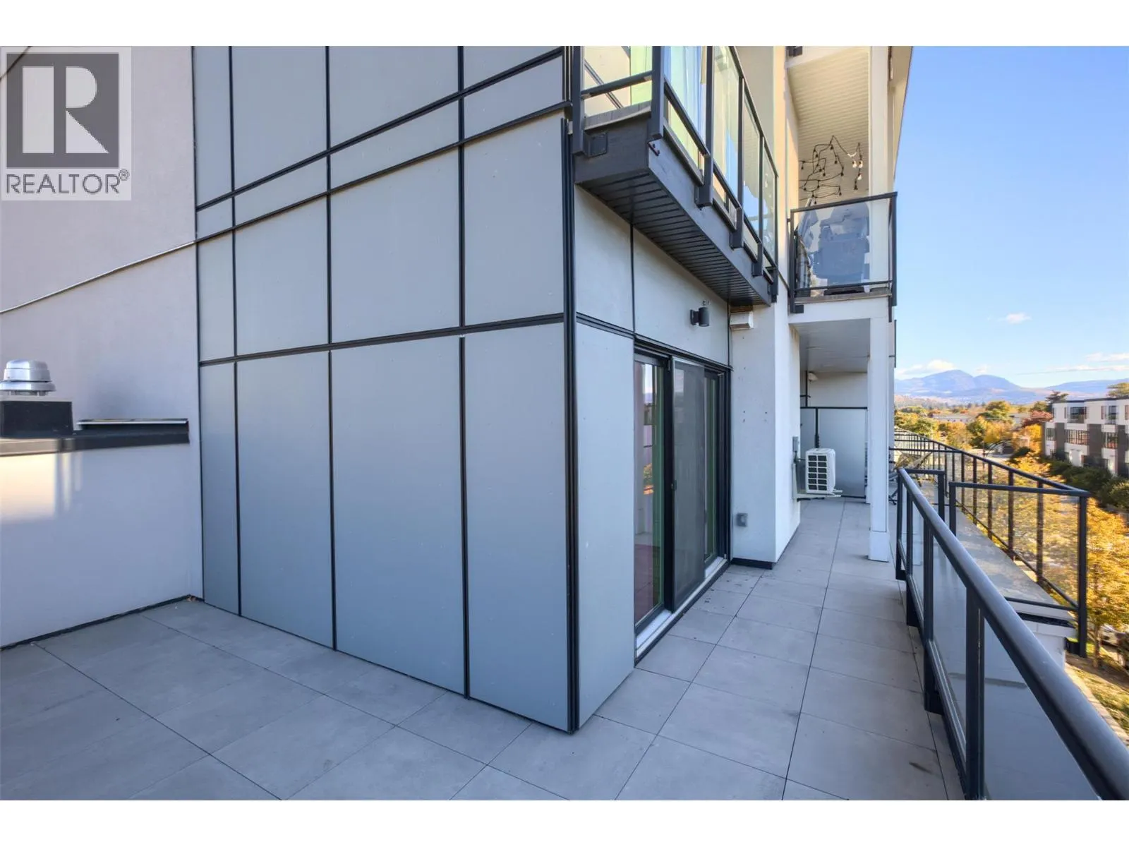 604 Cawston Avenue Unit# 415