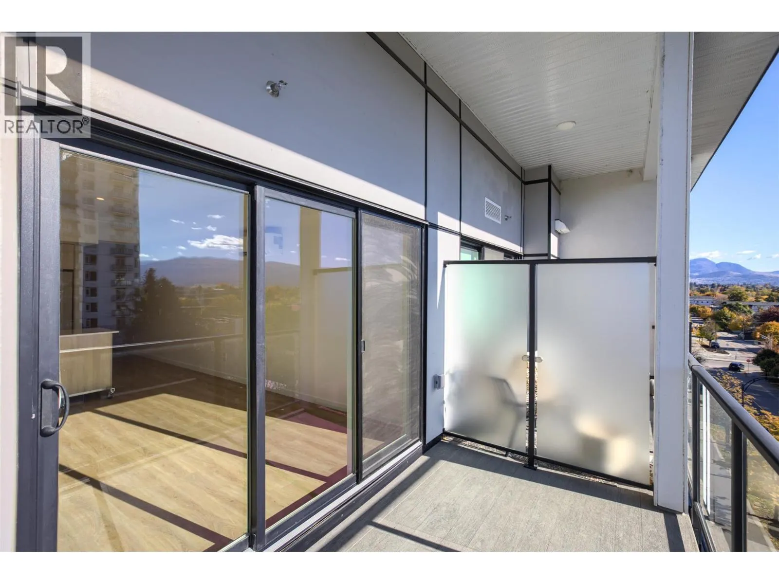 604 Cawston Avenue Unit# 615