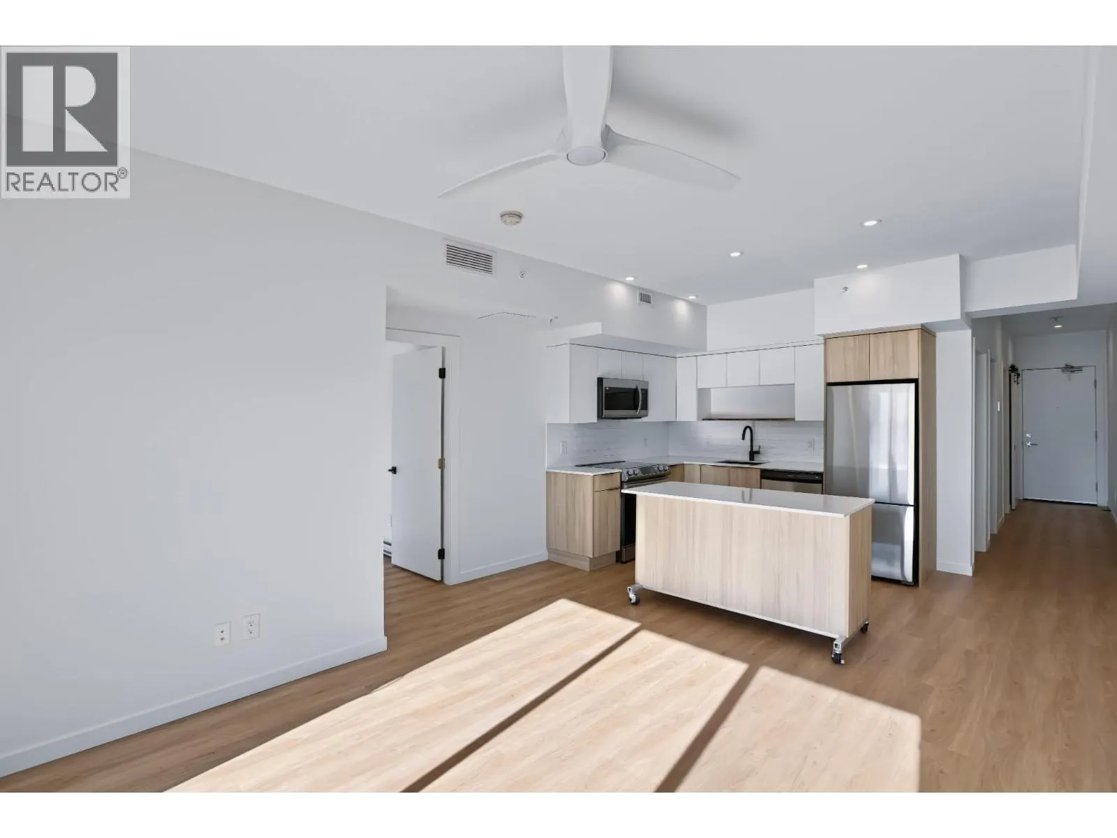 604 Cawston Avenue Unit# 615