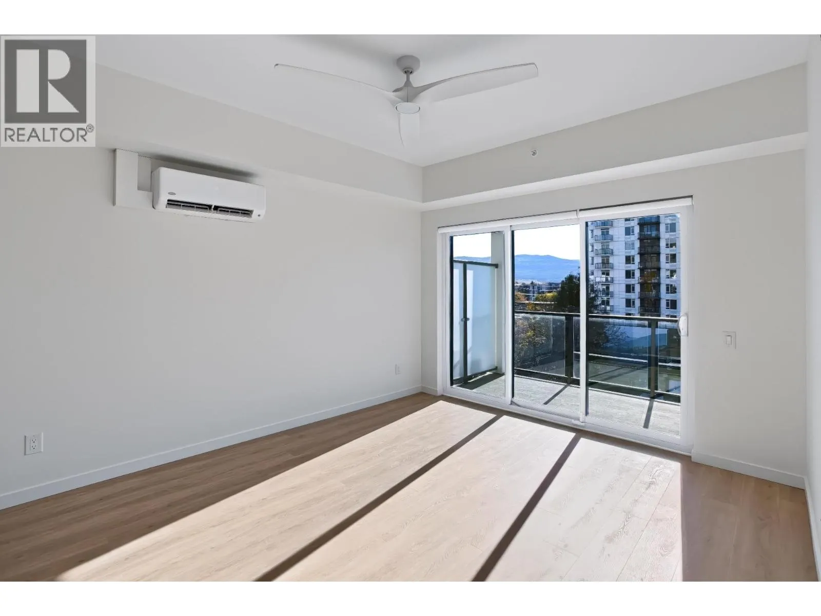 604 Cawston Avenue Unit# 615