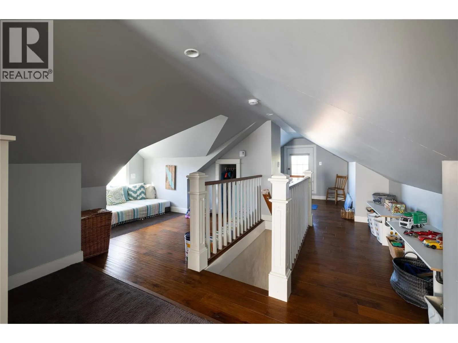 4004 Pleasant Valley Road