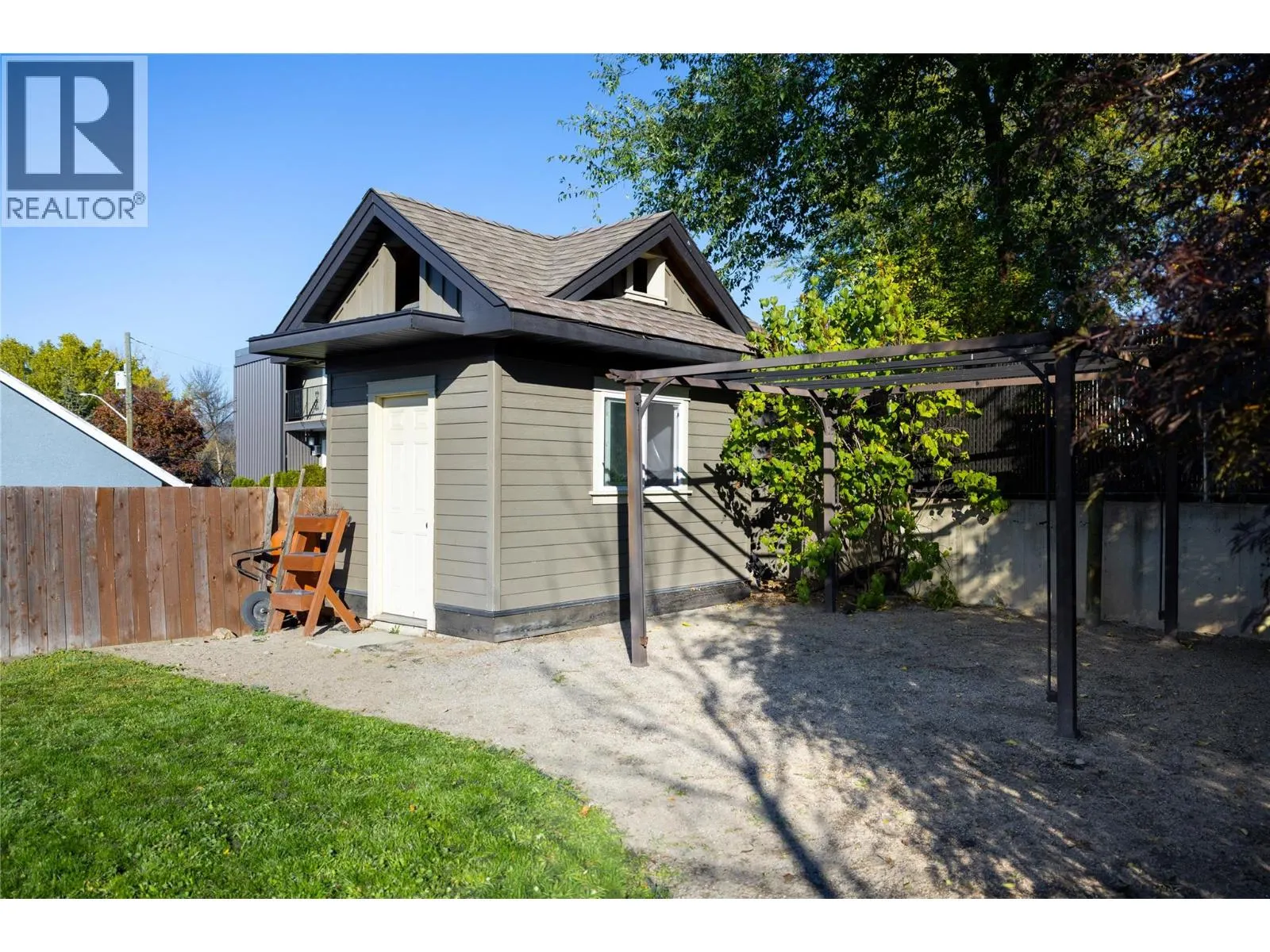 4004 Pleasant Valley Road