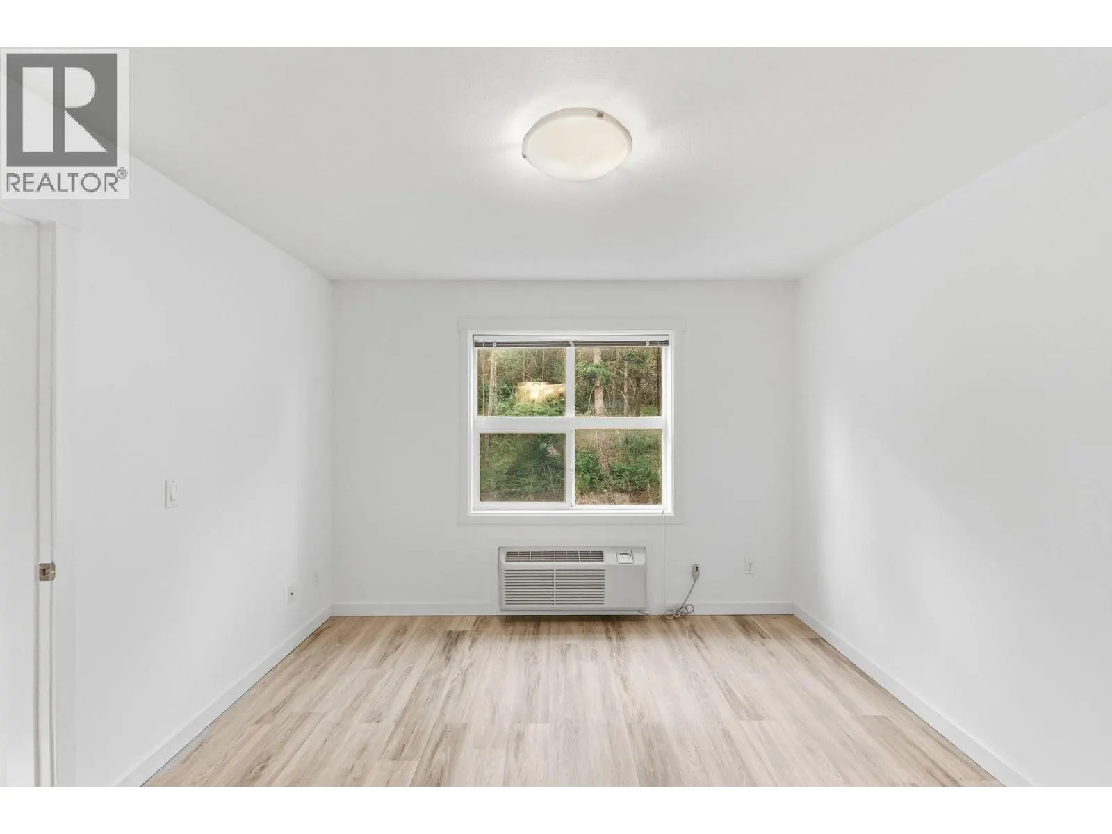 1483 Glenmore Road Unit# 311