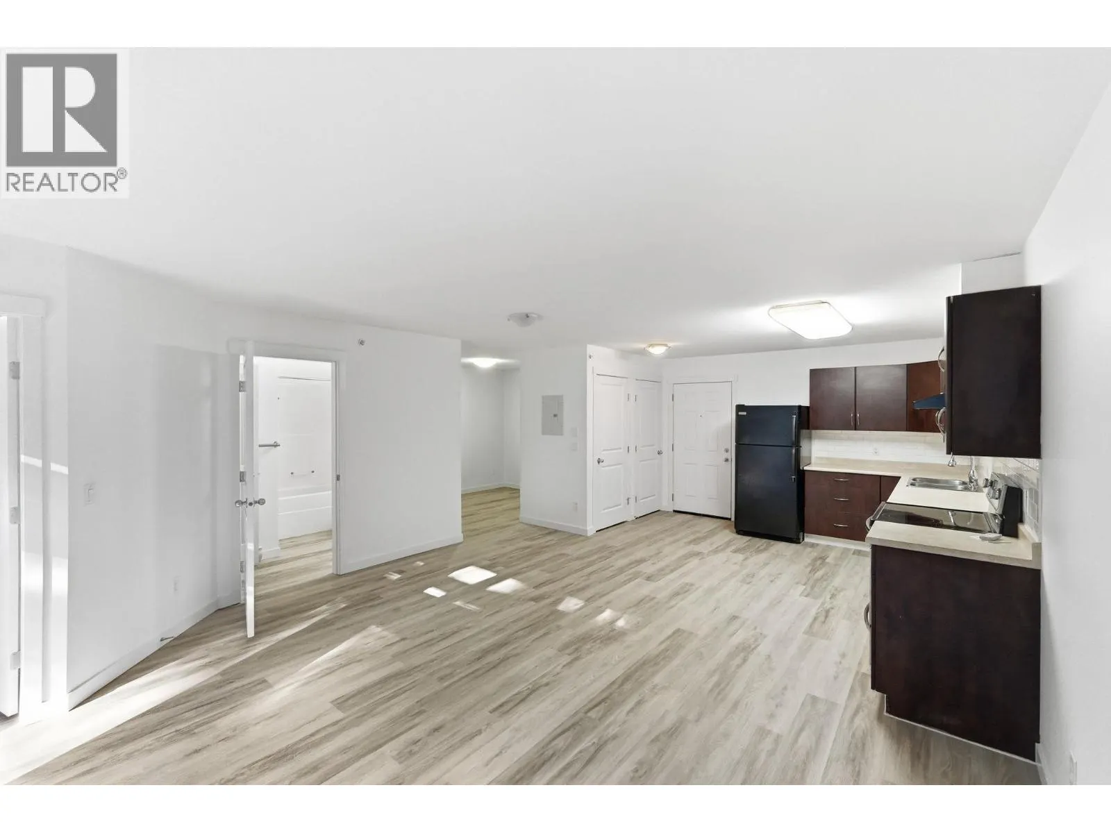 1483 Glenmore Road Unit# 311