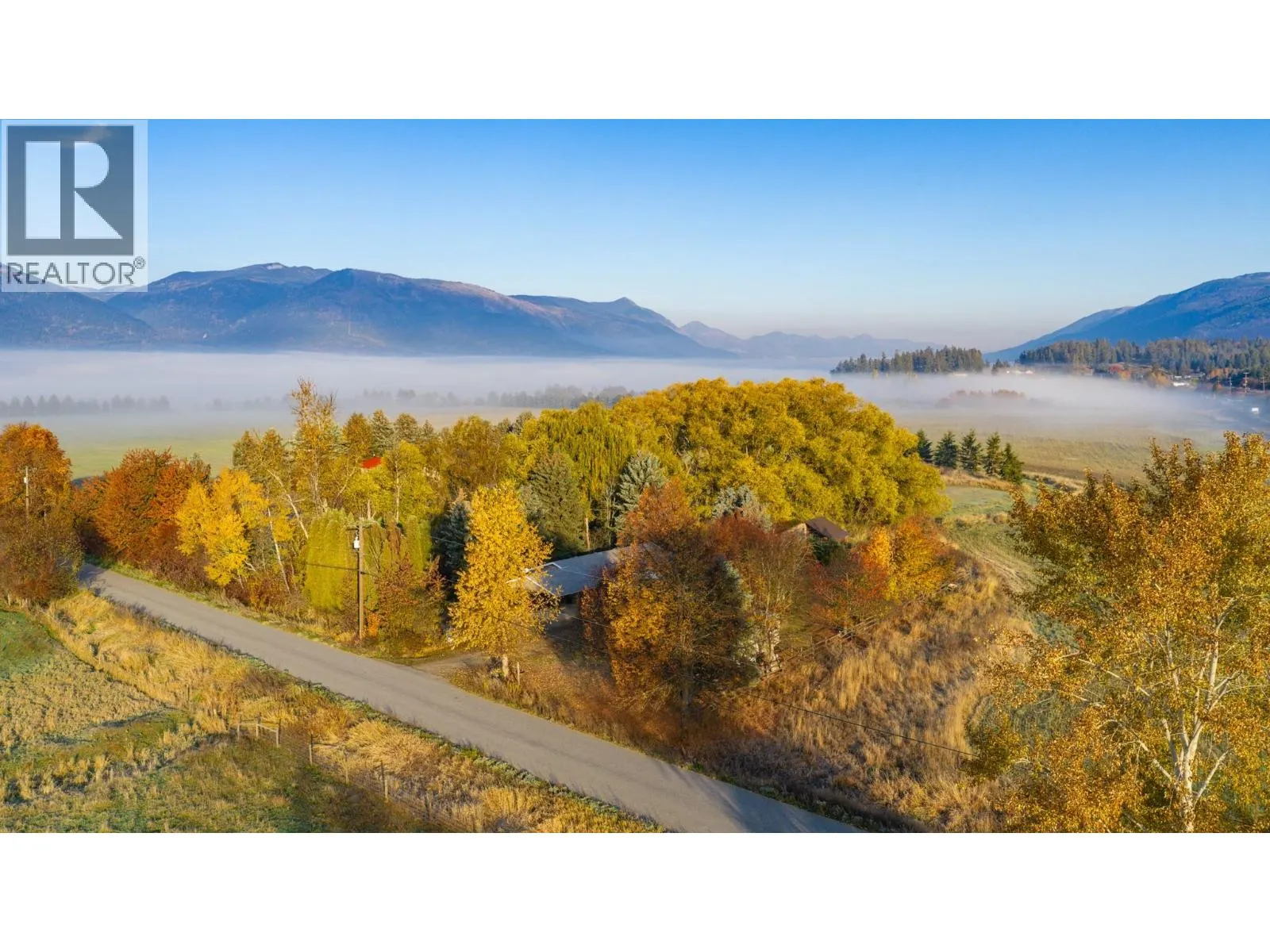306 Kootenay River Road