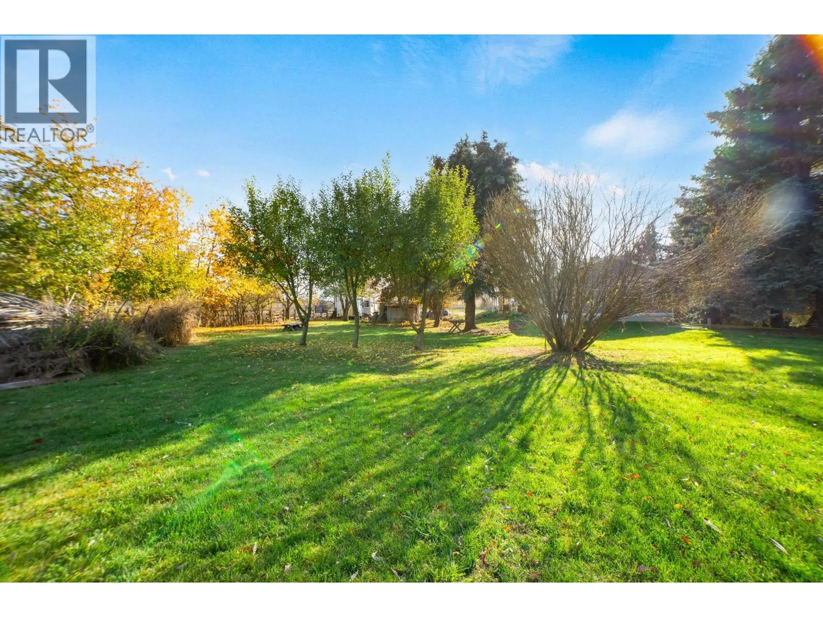 306 Kootenay River Road