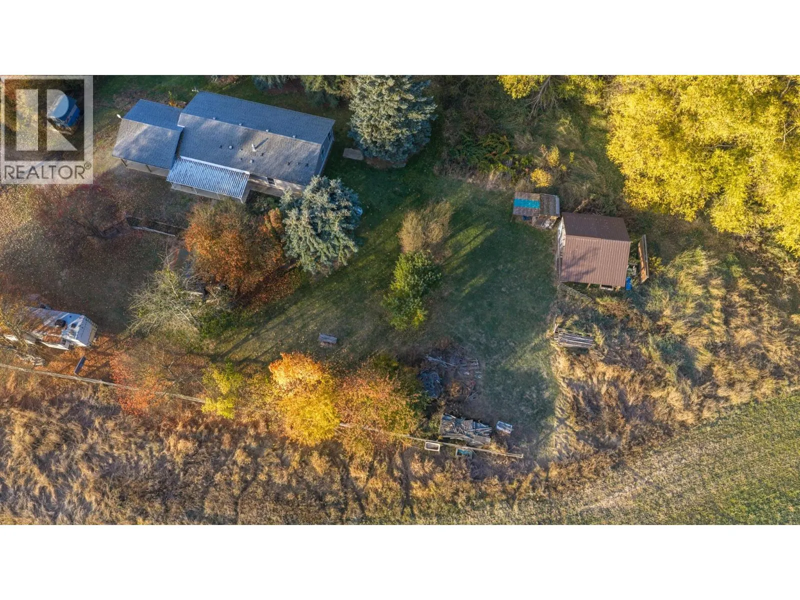306 Kootenay River Road