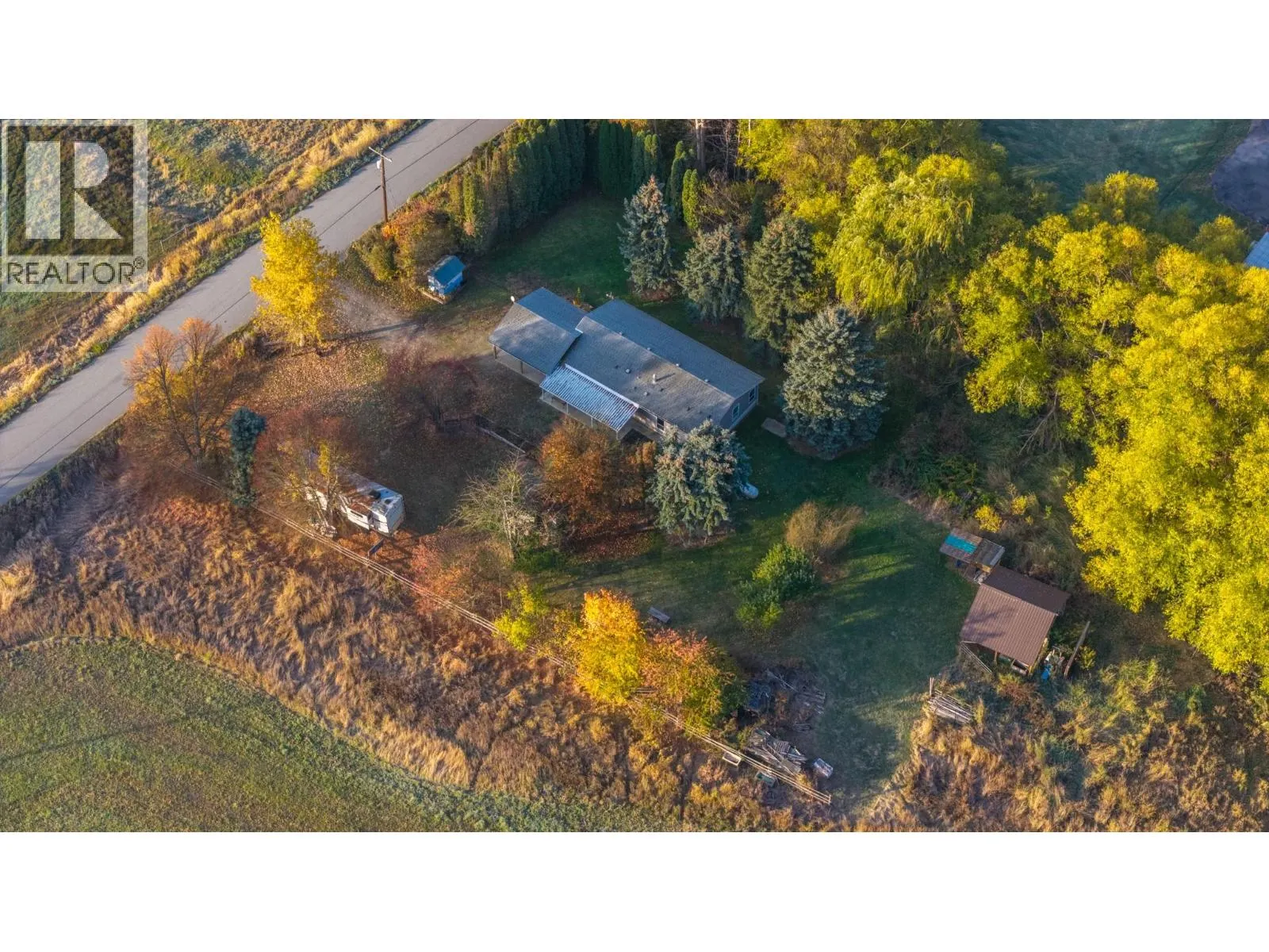 306 Kootenay River Road