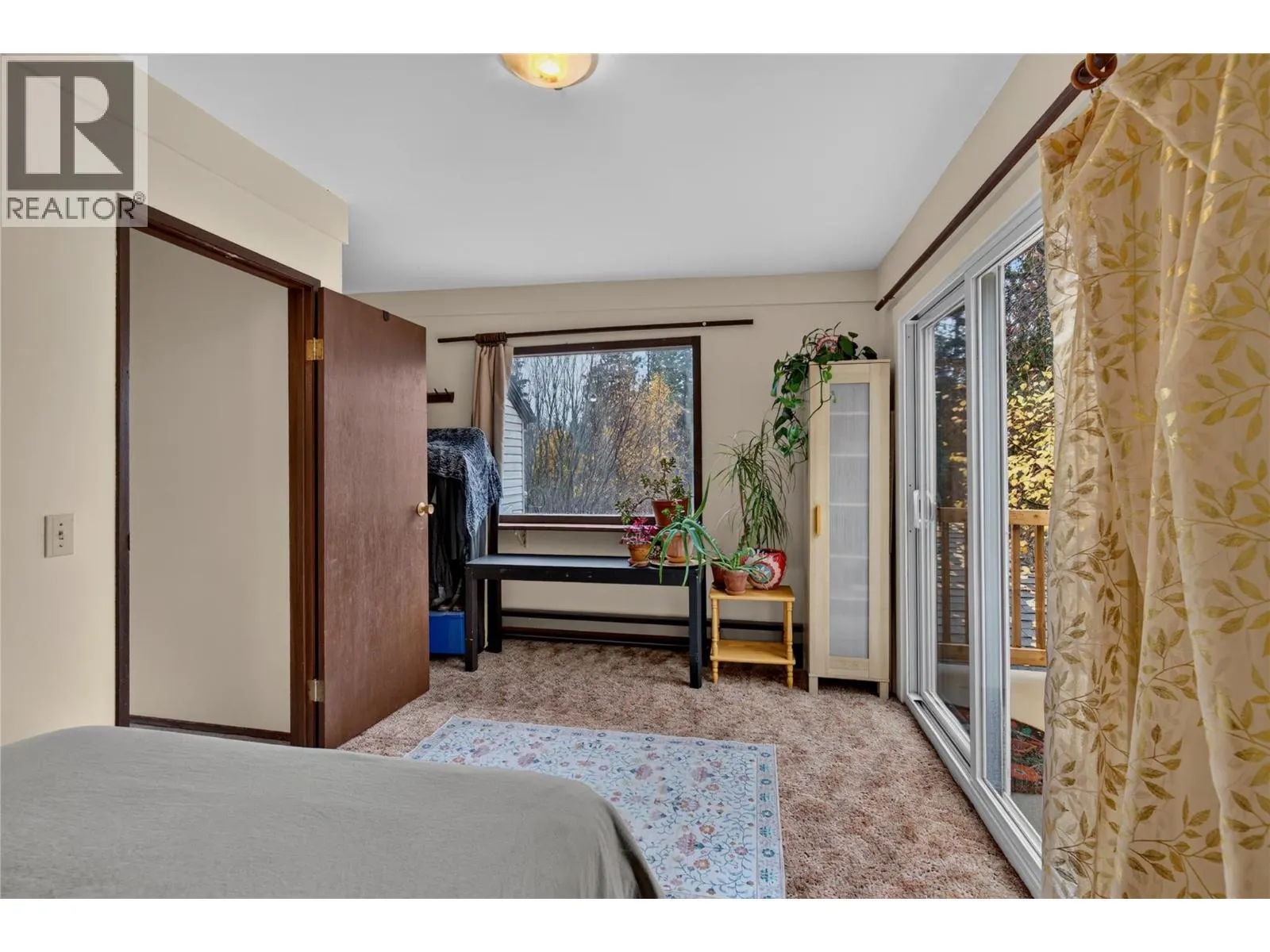 7275 Tillicum Road