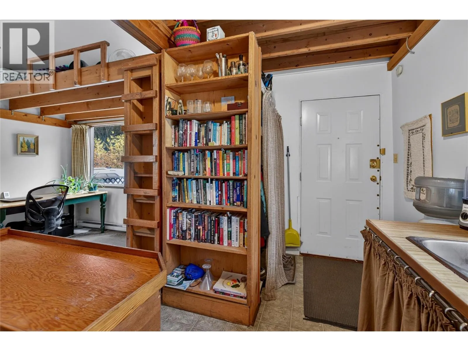 7275 Tillicum Road