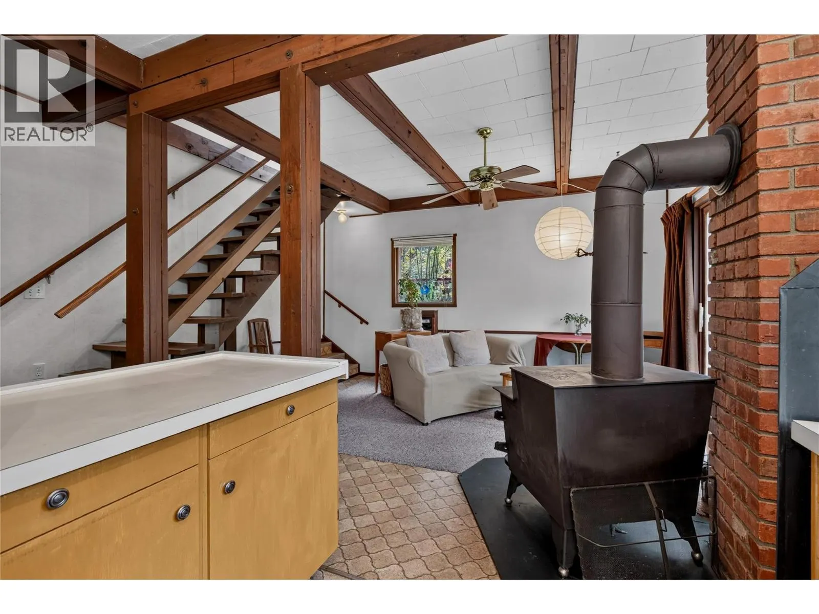 7275 Tillicum Road
