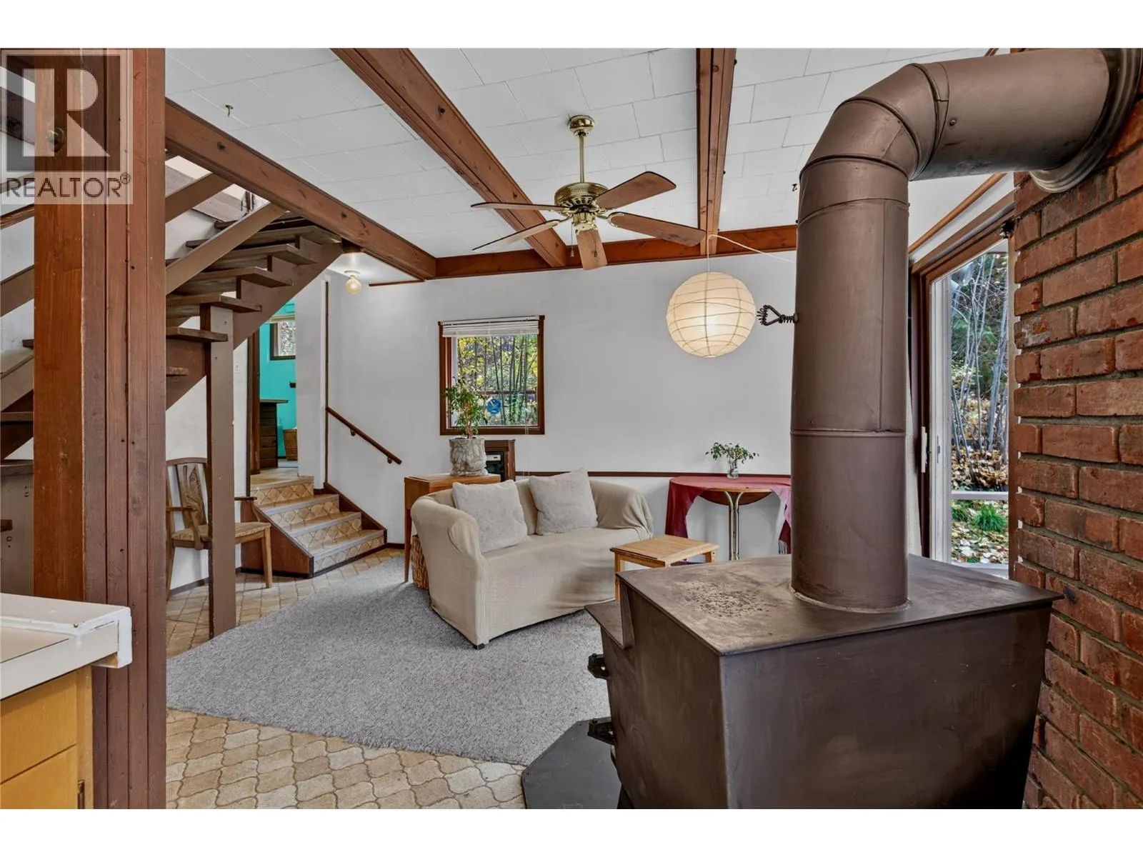7275 Tillicum Road