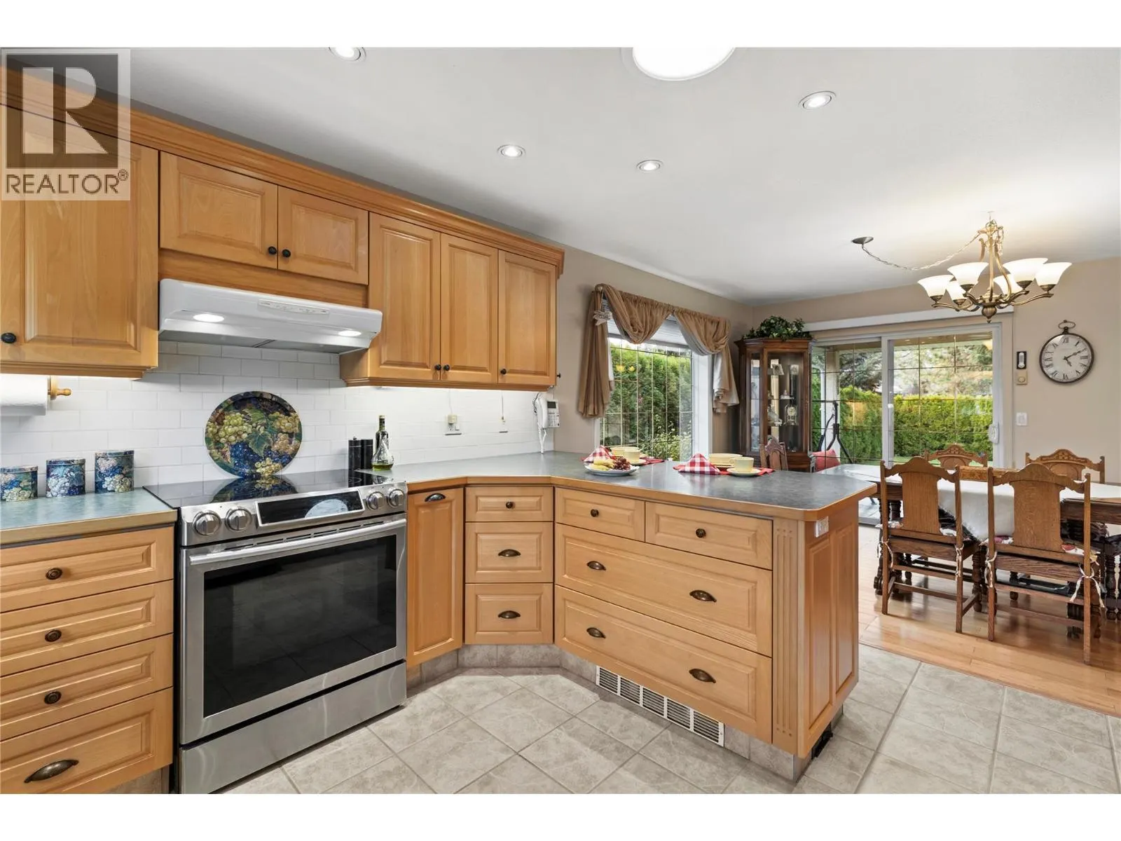 365 Robin Drive