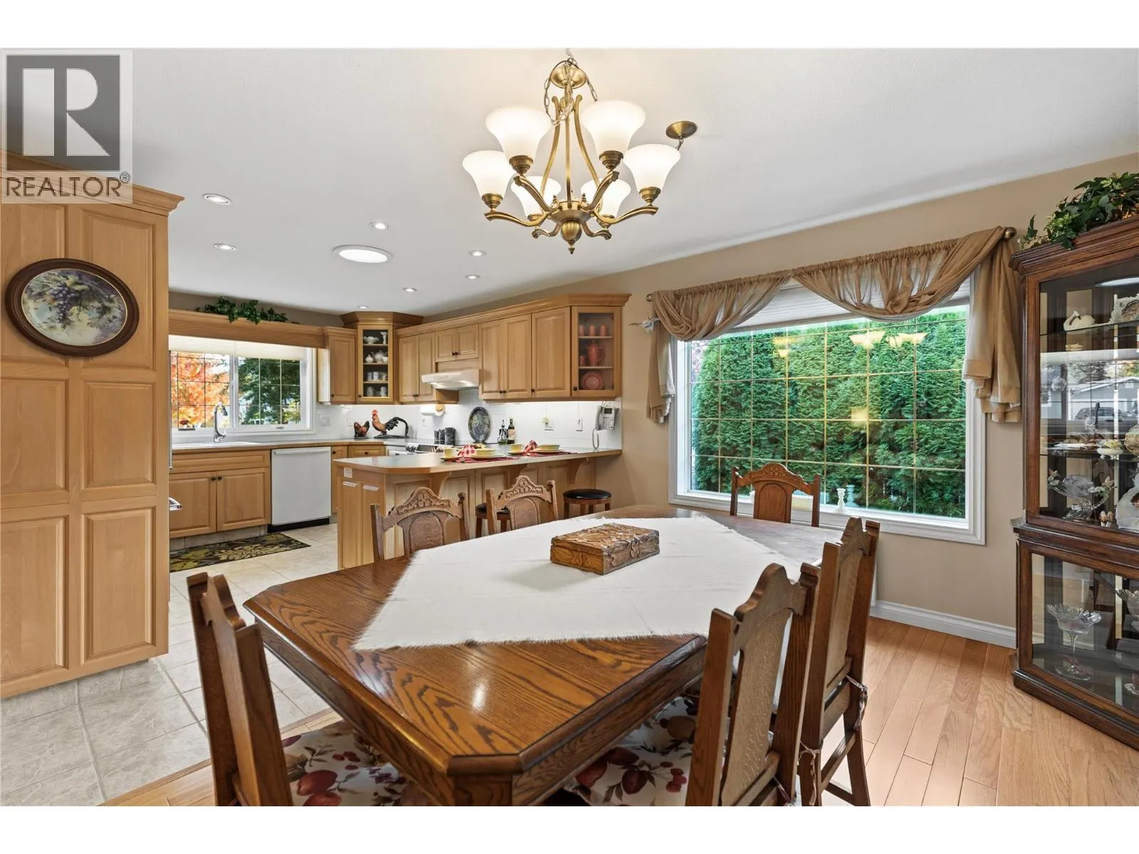 365 Robin Drive
