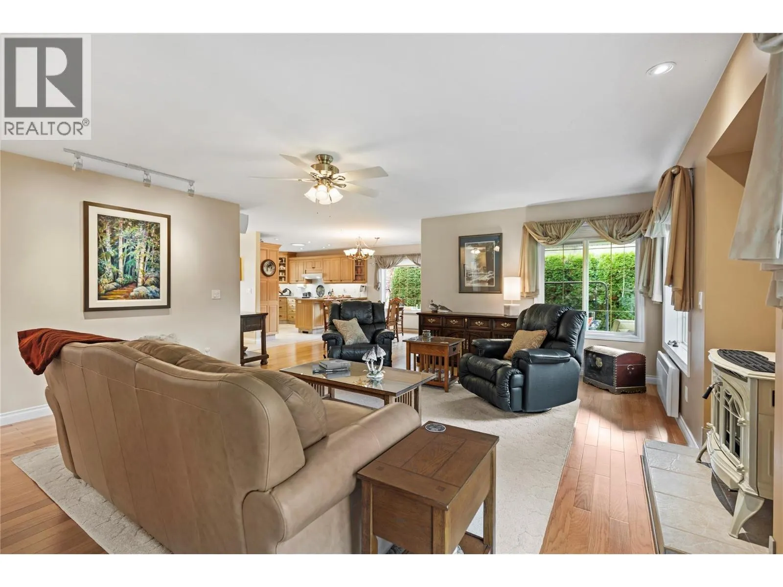 365 Robin Drive