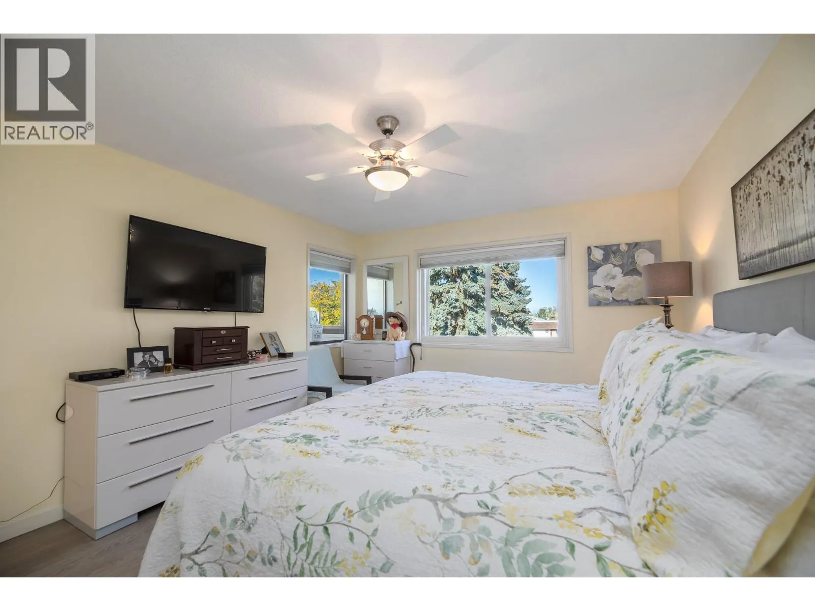 187 WARREN Avenue Unit# 304