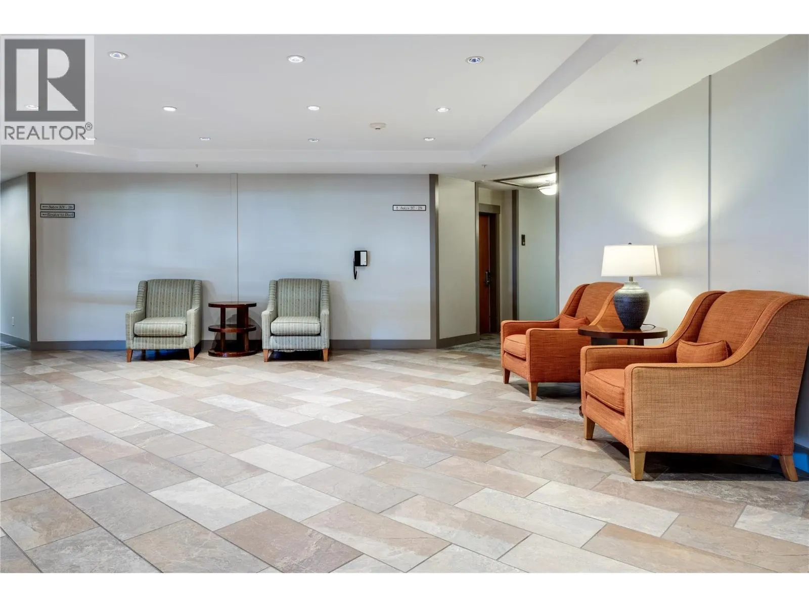 4205 Gellatly Road Unit# 231