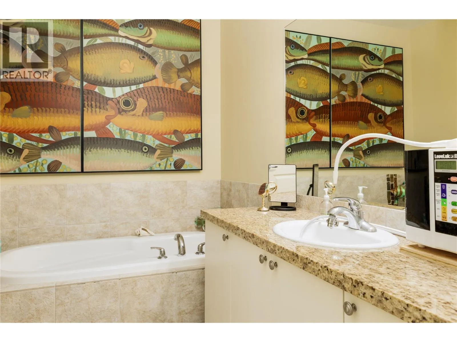 4205 Gellatly Road Unit# 231