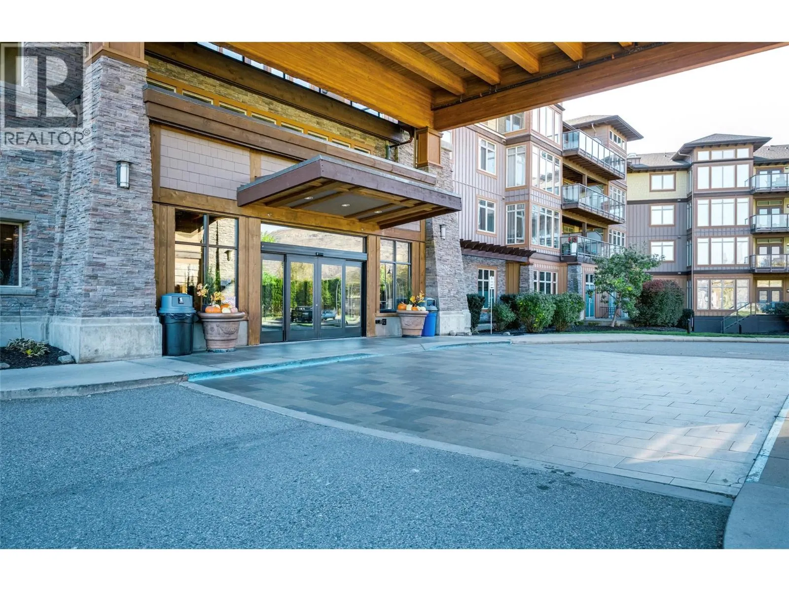 4205 Gellatly Road Unit# 231