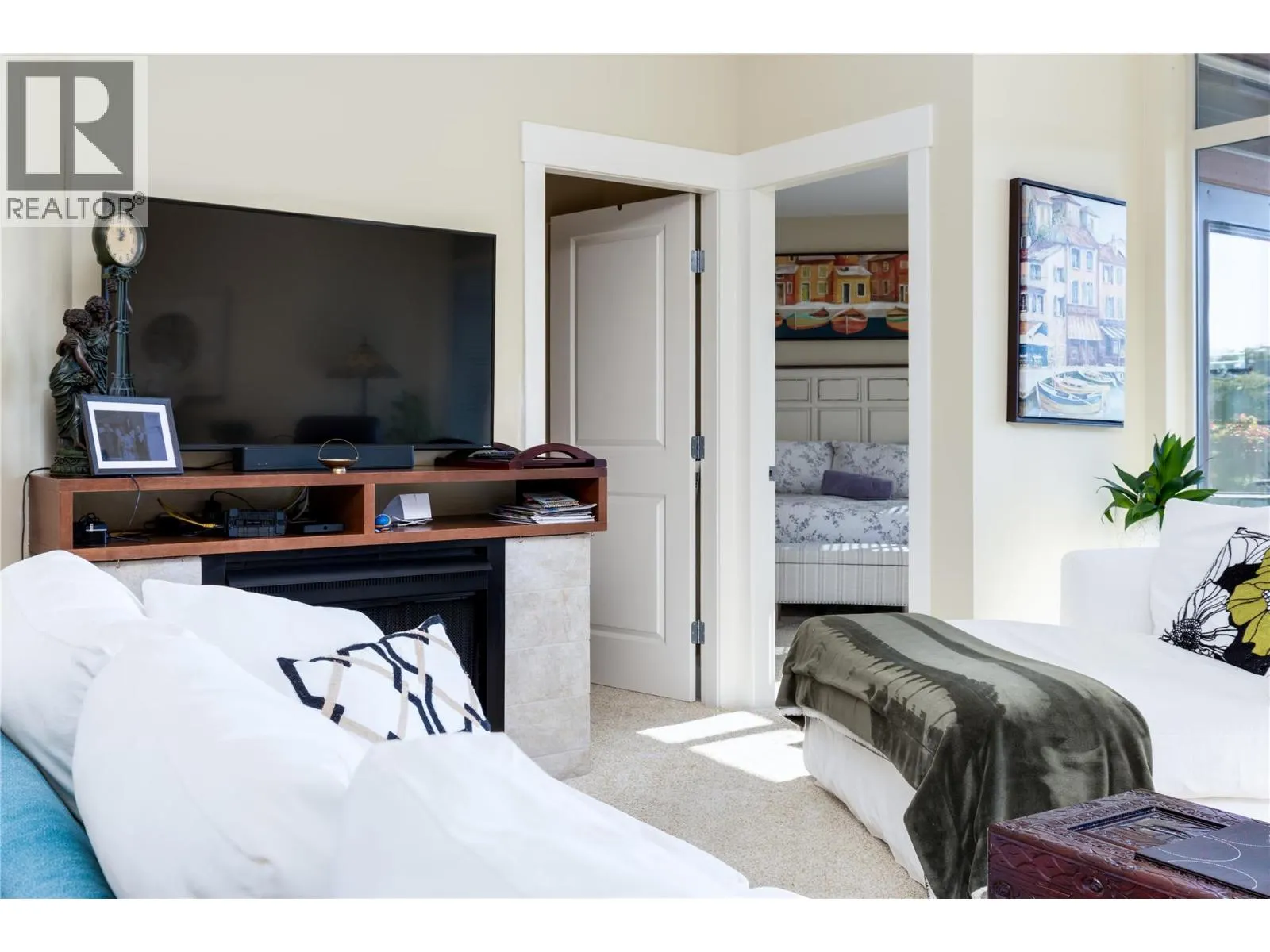 4205 Gellatly Road Unit# 231