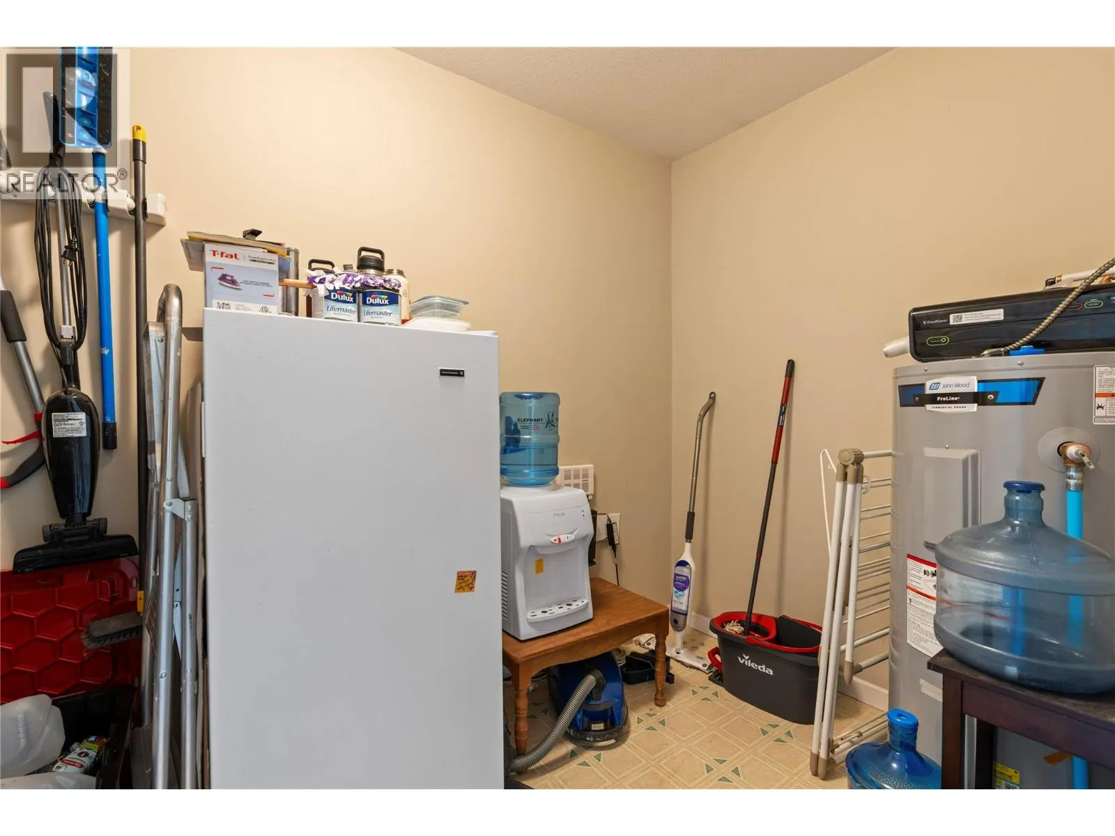 307 Browne Road Unit# 305