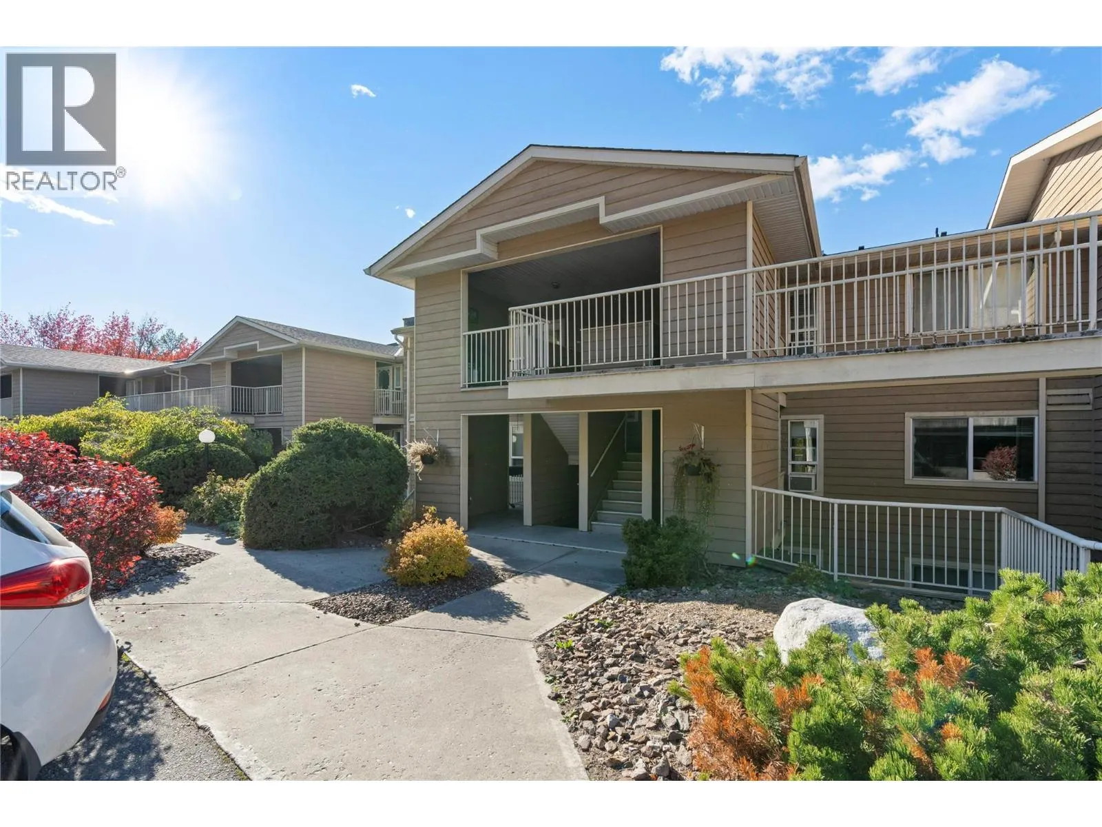 307 Browne Road Unit# 305