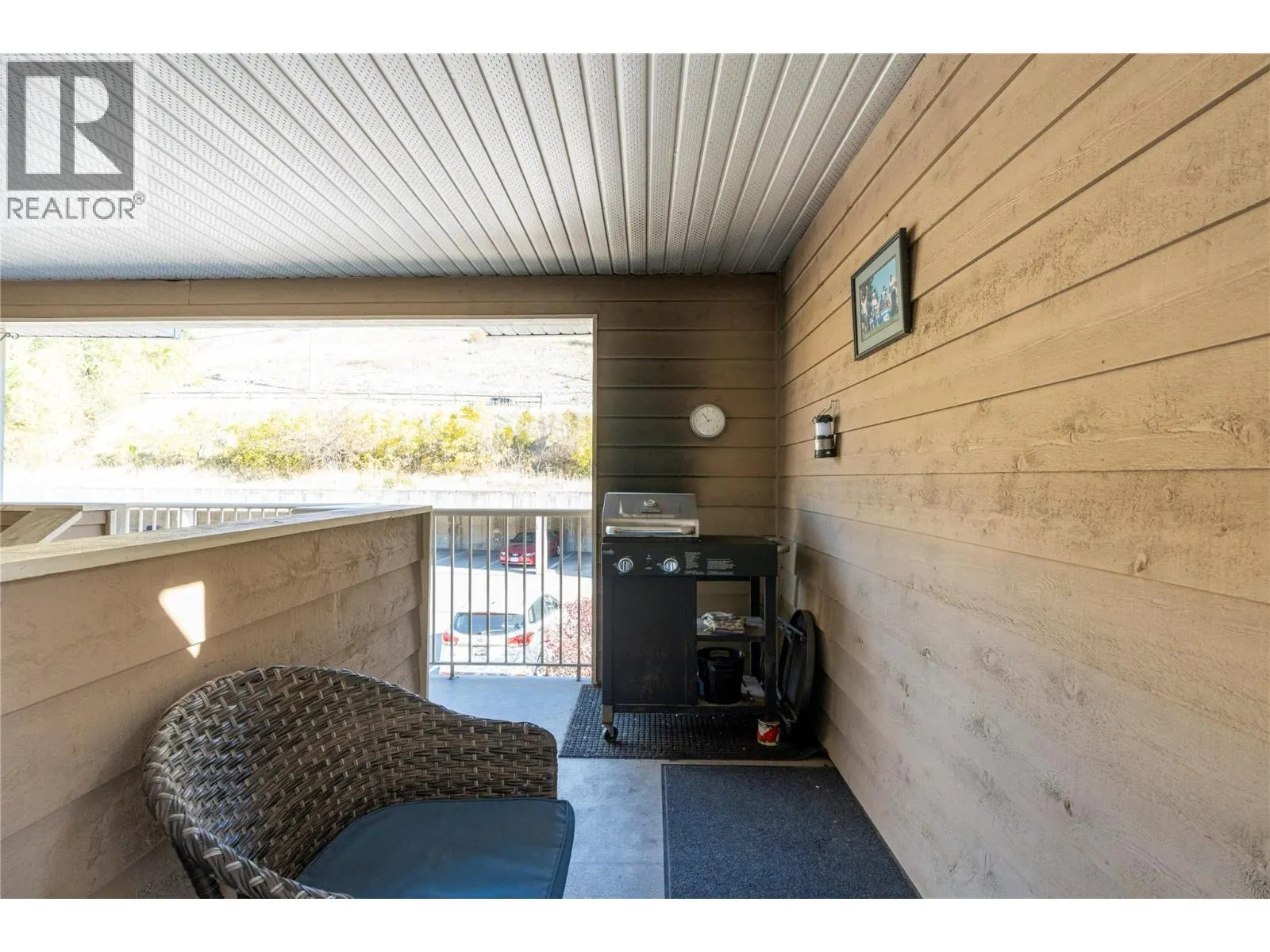307 Browne Road Unit# 305