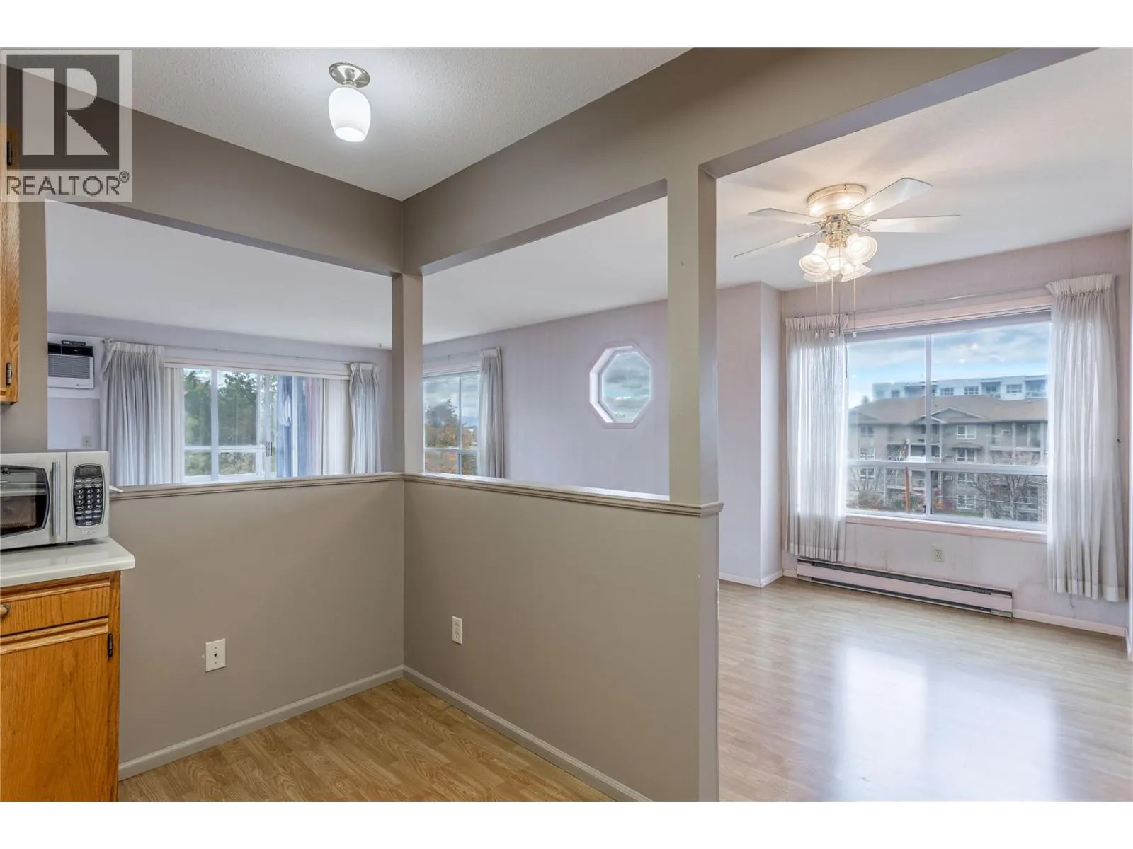 255 McIntosh Road Unit# 309