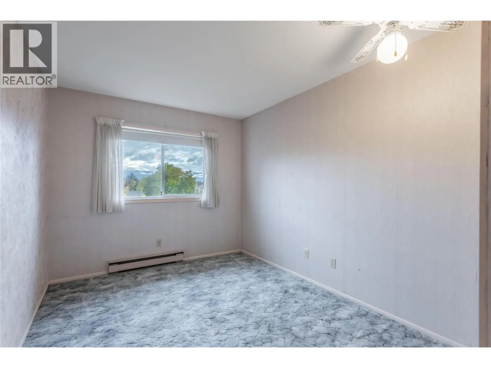 255 McIntosh Road Unit# 309