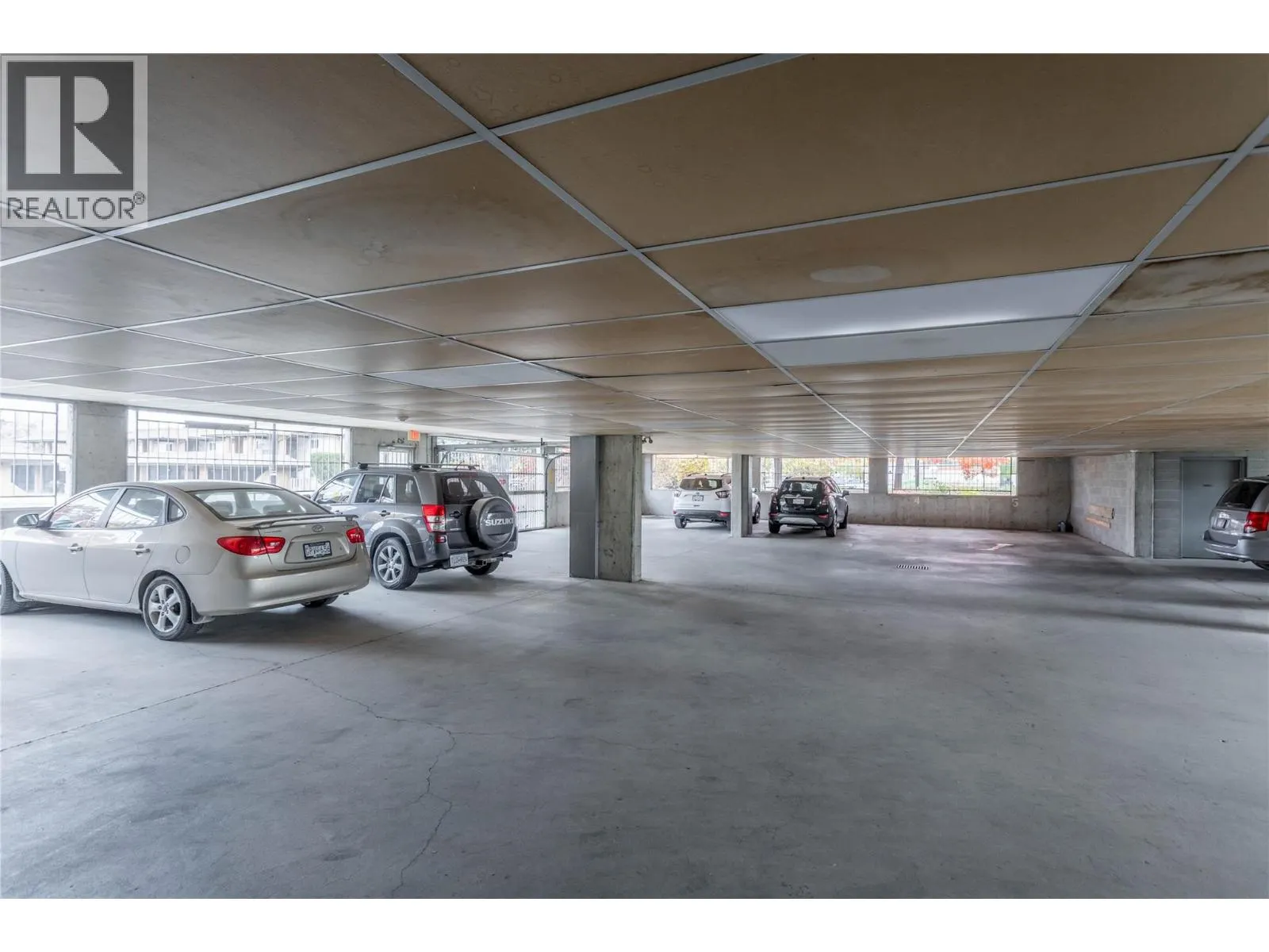 255 McIntosh Road Unit# 309