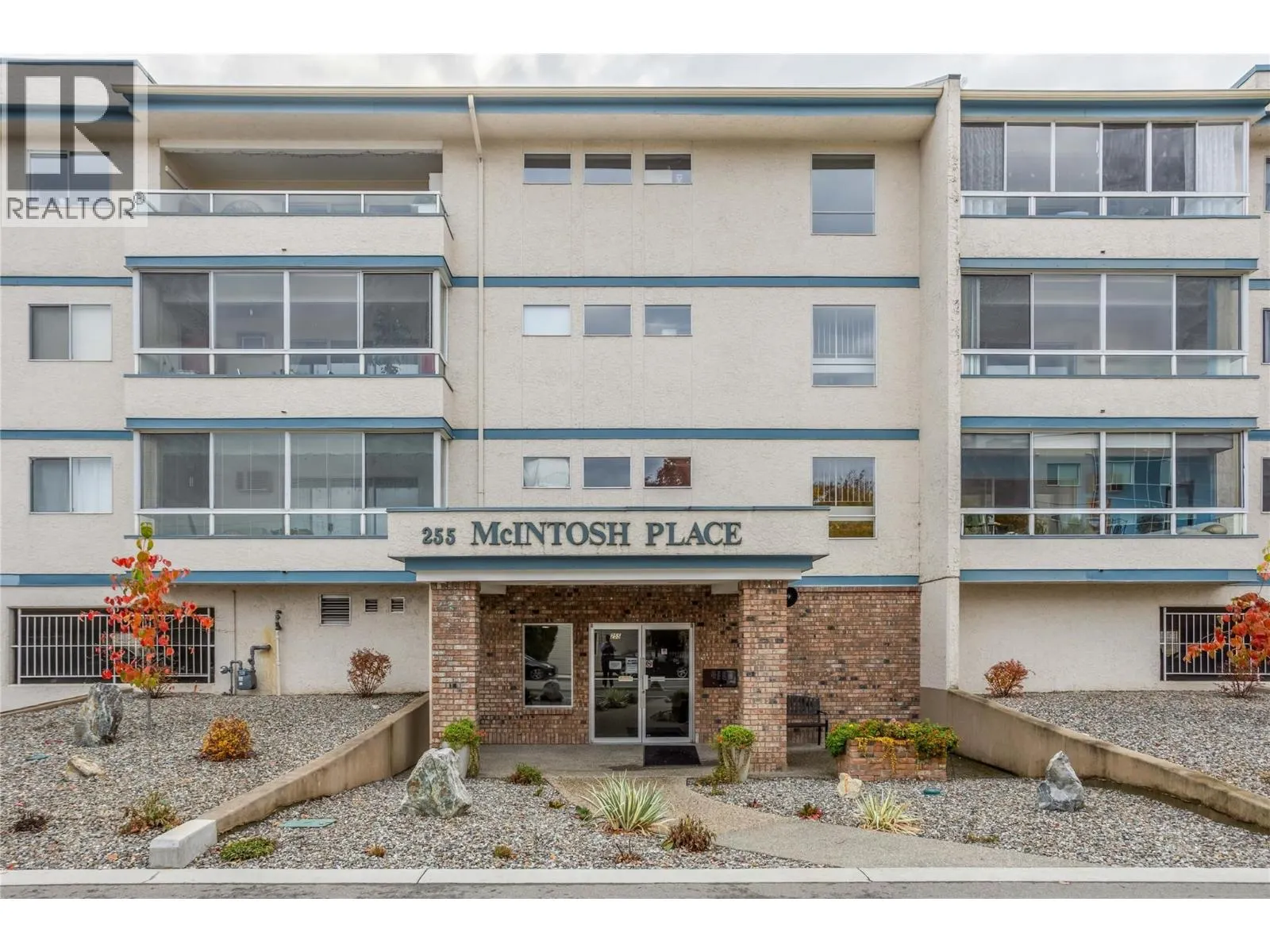 255 McIntosh Road Unit# 309
