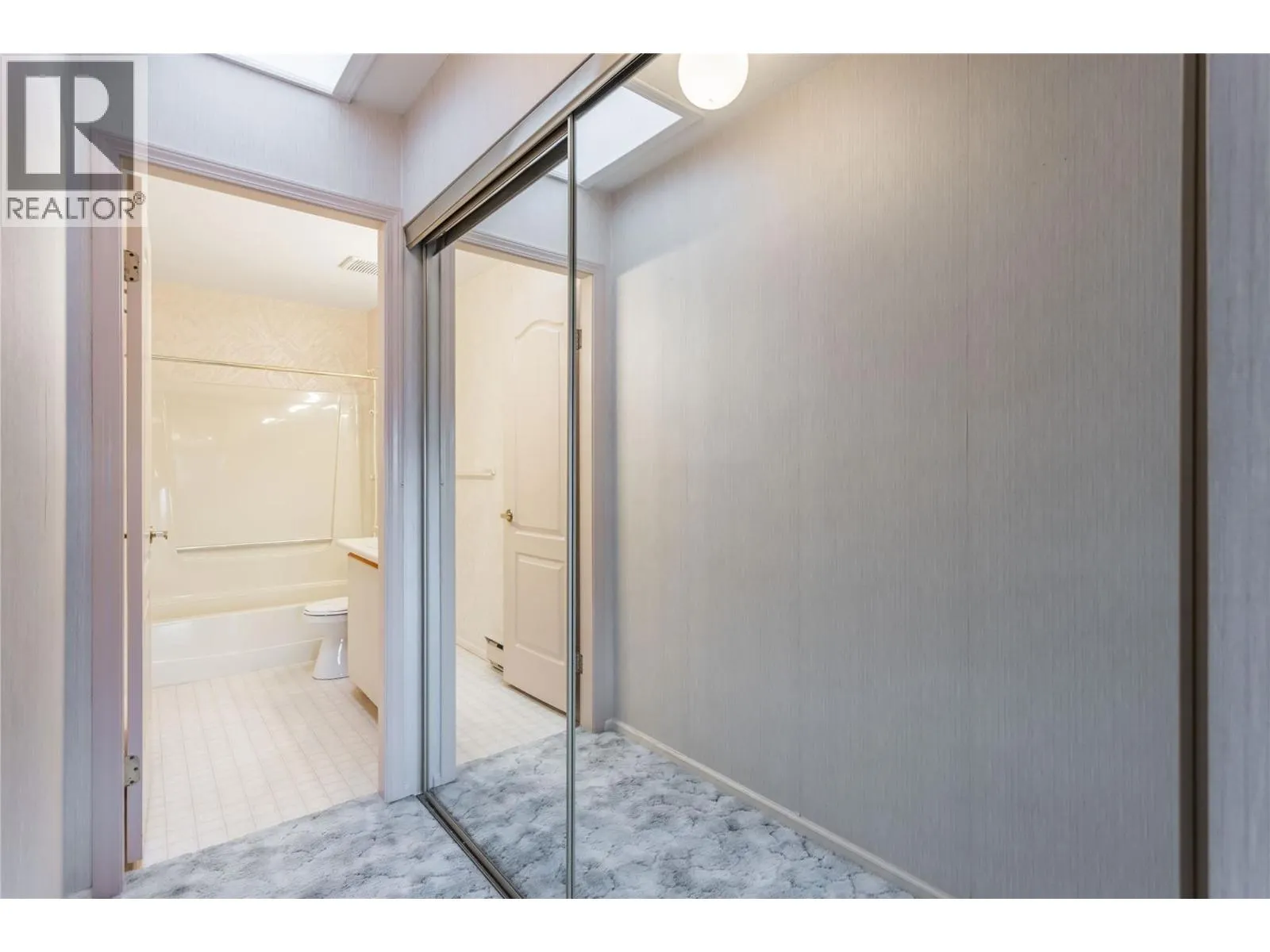 255 McIntosh Road Unit# 309