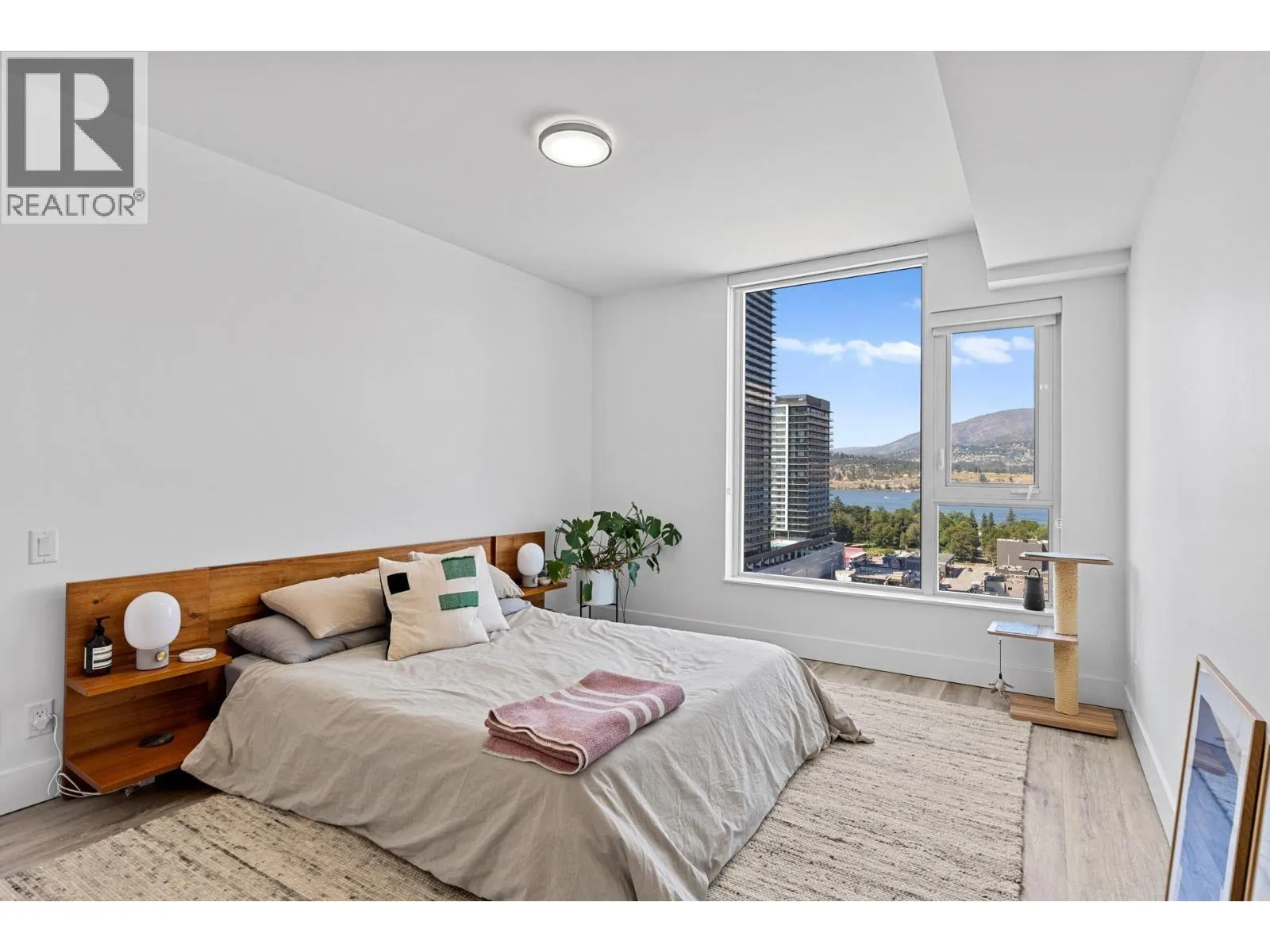 1588 Ellis Street Unit# 1809