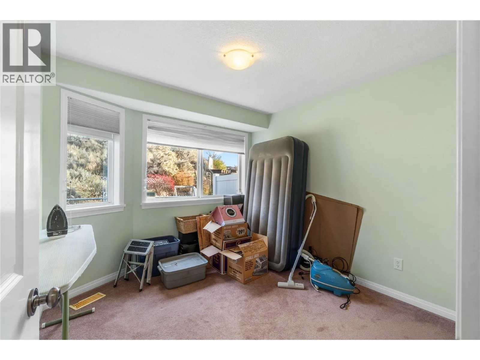 1104 QUAIL Drive Unit# 27