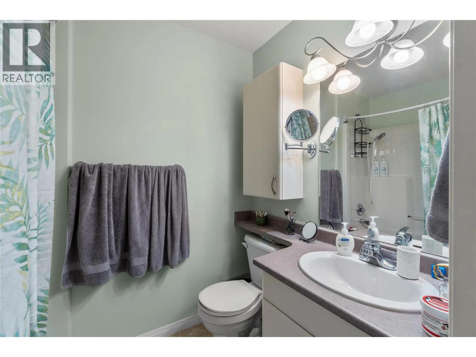 1104 QUAIL Drive Unit# 27