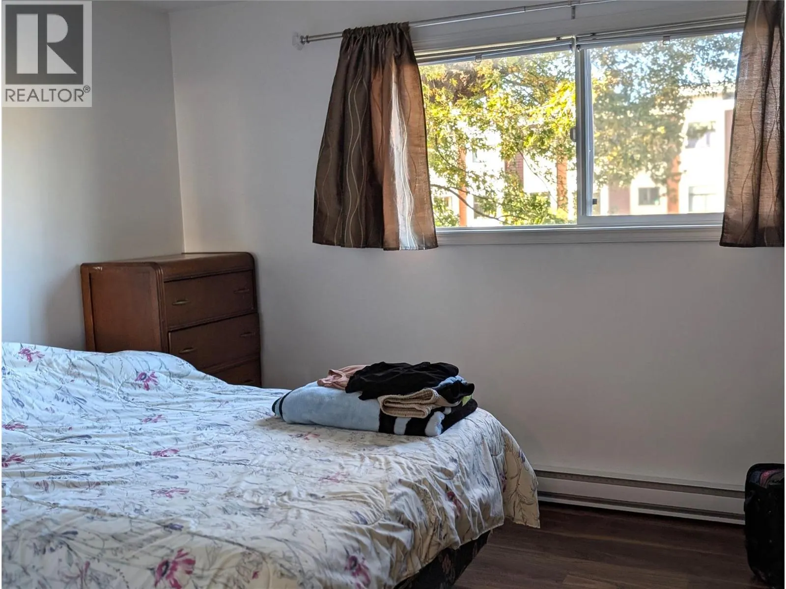 803 FAIRVIEW Road Unit# 211