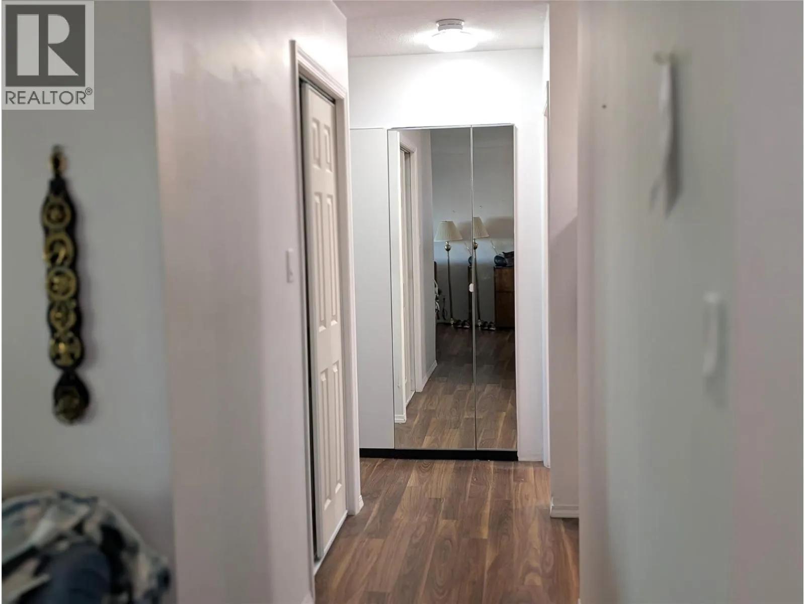 803 FAIRVIEW Road Unit# 211