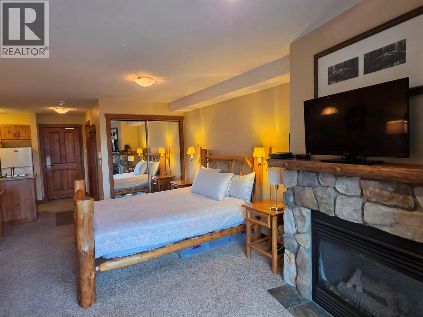 2090 Summit Drive Unit# 419