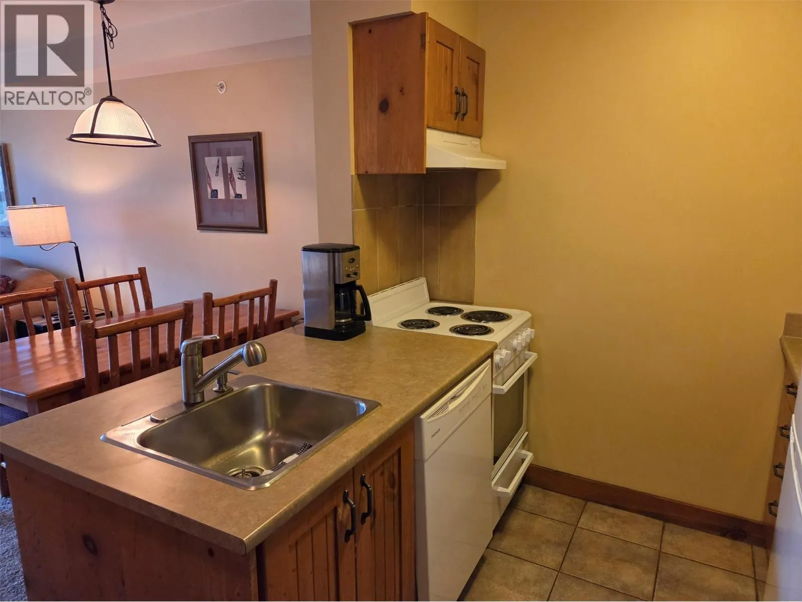 2090 Summit Drive Unit# 419